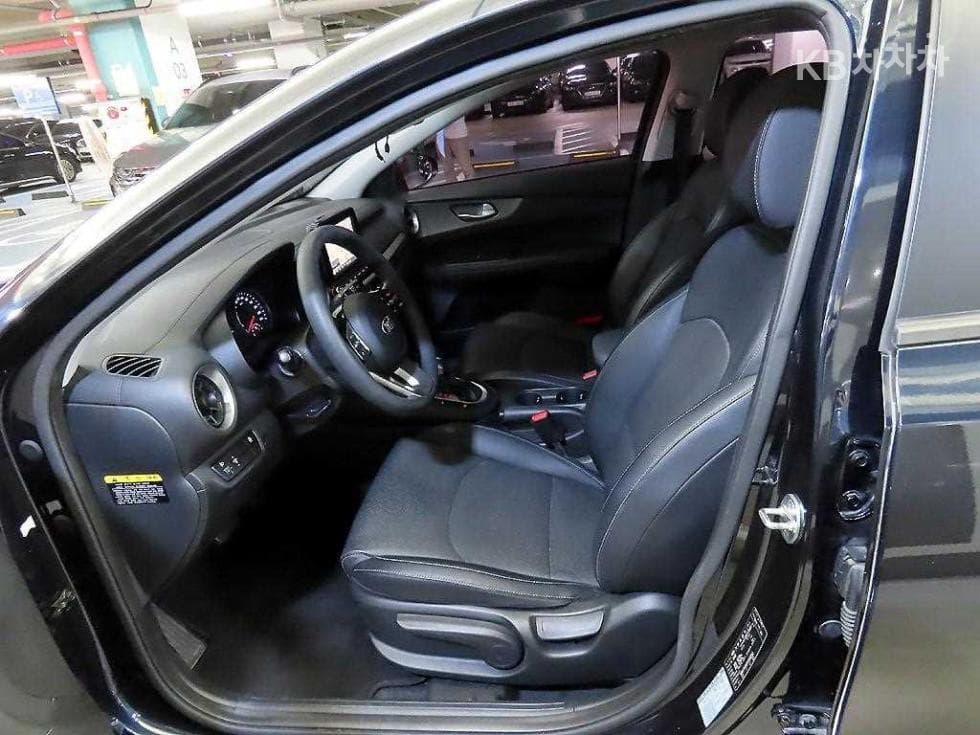 Kia All New K31.6 Gasoline Trendy - 6