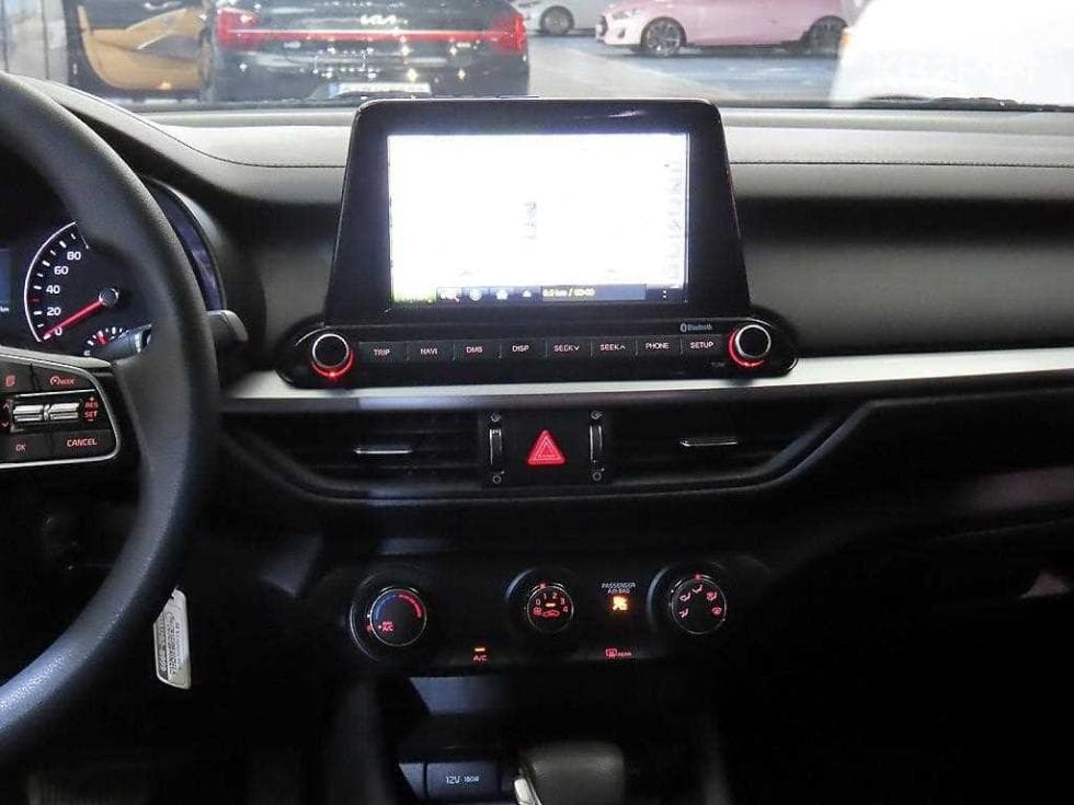 Kia All New K31.6 Gasoline Trendy - 11
