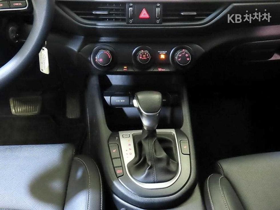 Kia All New K31.6 Gasoline Trendy - 12