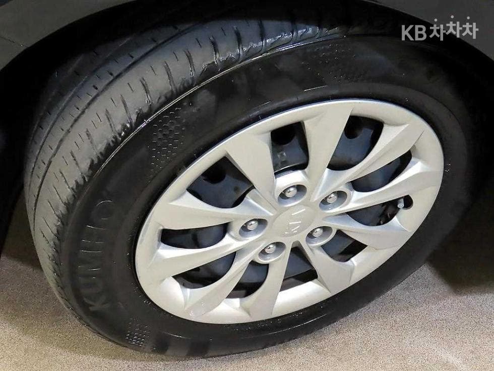 Kia All New K31.6 Gasoline Trendy - 19