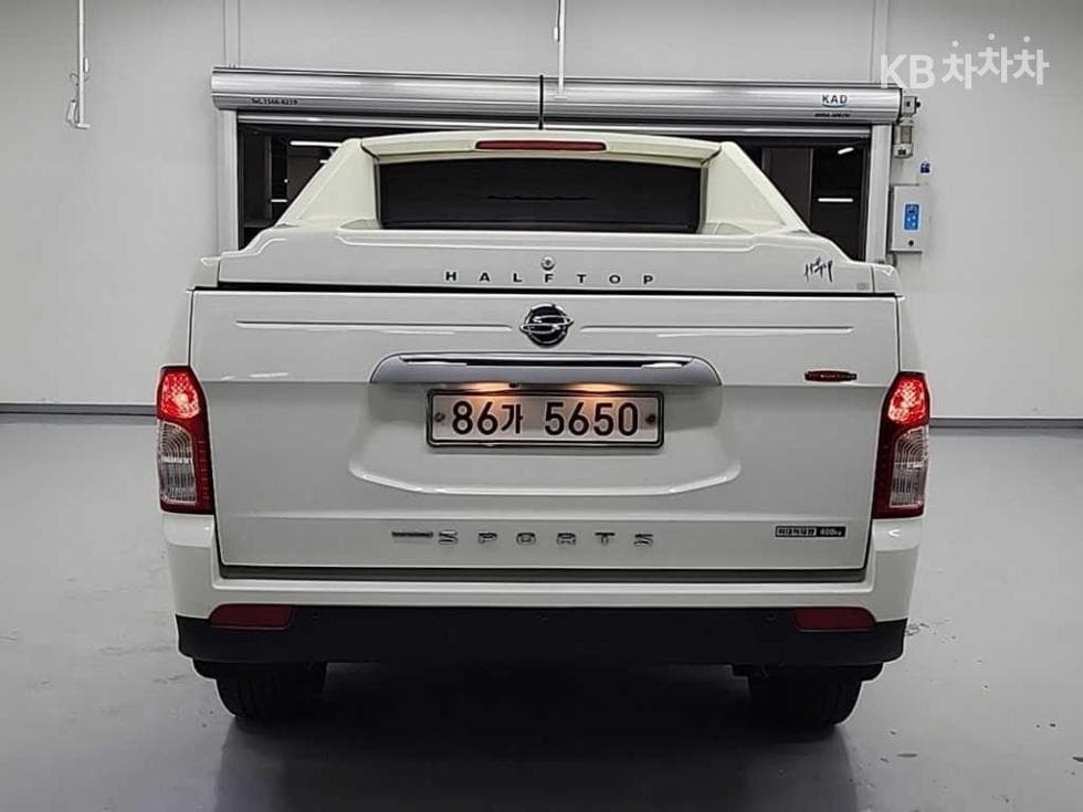 КейДжи Мобилити The New (фейслифт) Корандо Спорт (pickup variant)2.2 CX7 4x4 클럽 - 3