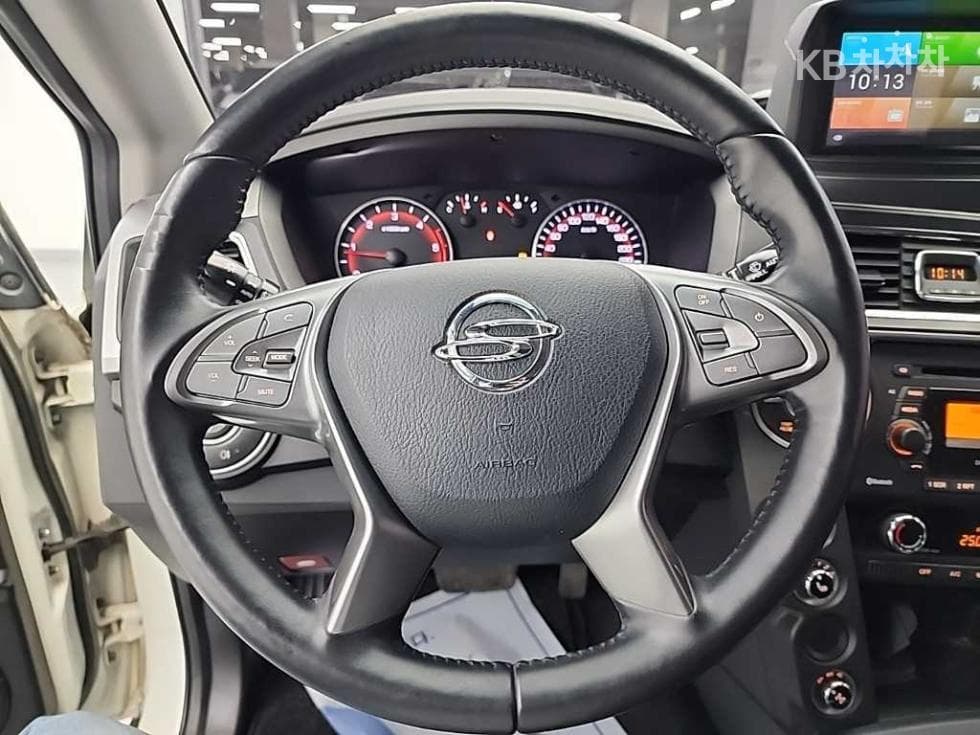 КейДжи Мобилити The New (фейслифт) Корандо Спорт (pickup variant)2.2 CX7 4x4 클럽 - 9
