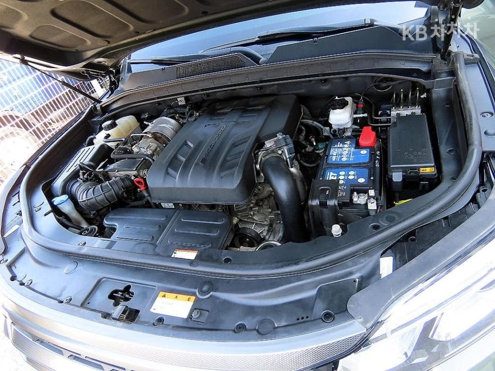 KG Mobility The New (facelift) Rexton 스포츠2.2 4WD Prestige - 19