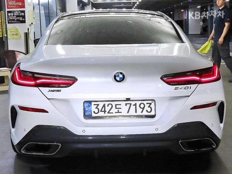BMW 8시리즈 (G15)840d xDrive Gran Coupe M Sport Package - 5