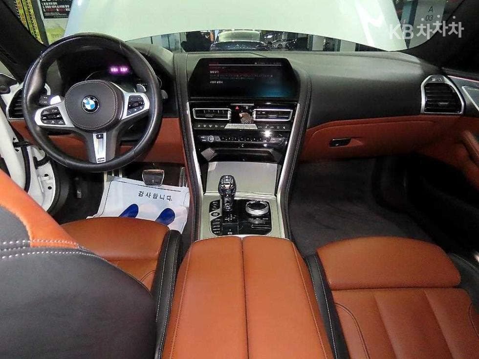 BMW 8시리즈 (G15)840d xDrive Gran Coupe M Sport Package - 10