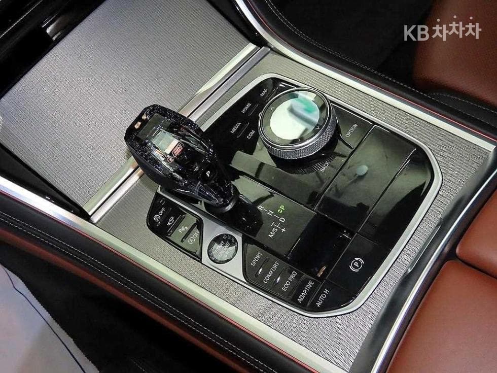 BMW 8시리즈 (G15)840d xDrive Gran Coupe M Sport Package - 12