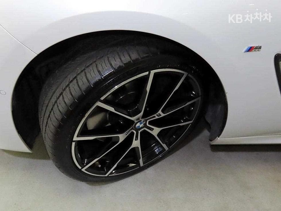 BMW 8시리즈 (G15)840d xDrive Gran Coupe M Sport Package - 20