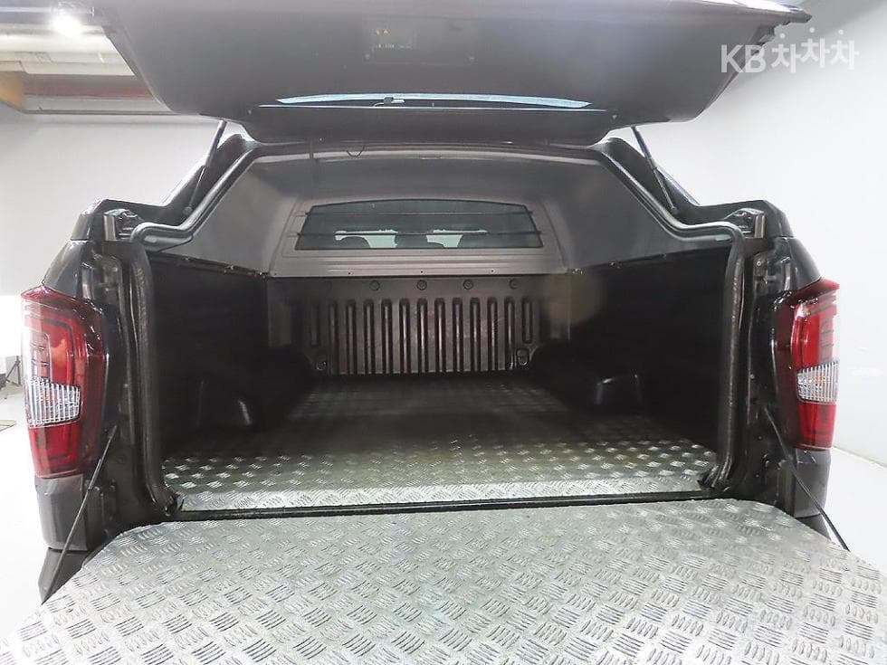 KG Mobility New Rexton Sports Khan2.2 AWD 쿨멘 Prestige - 9