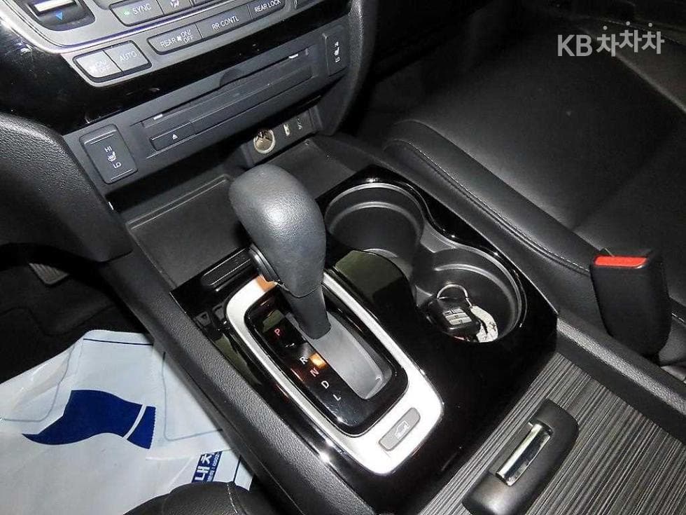 혼다 파일럿(3rd Gen)3.5 V6 4WD Standard - 12