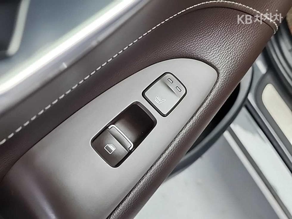 Hyundai Grandeur (Azera)IG2.4 Premium Special (special feature/edition) - 14