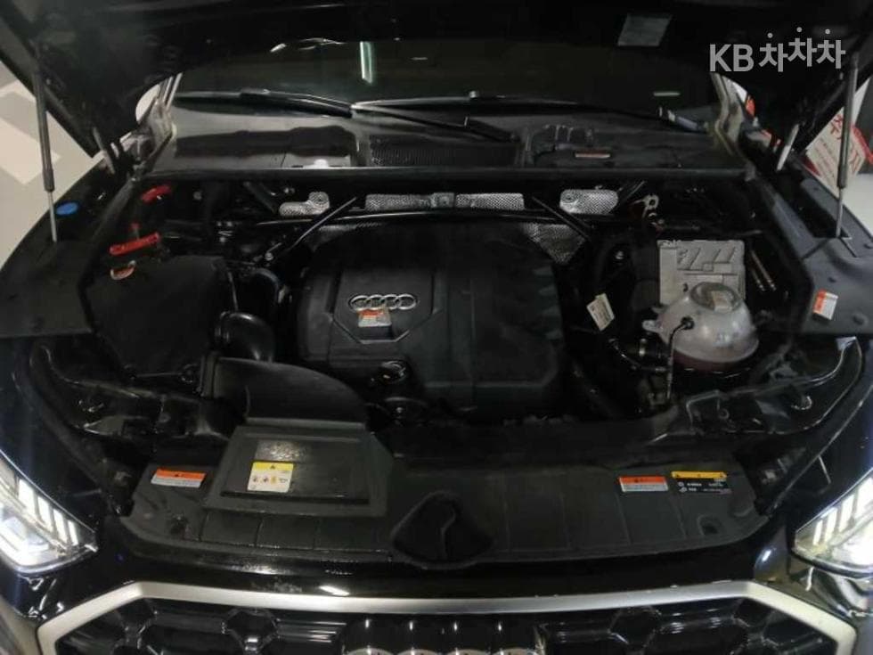 Audi The New Q5(FY)45 TFSI Quattro Premium - 19