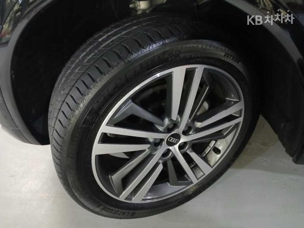 Audi The New Q5(FY)45 TFSI Quattro Premium - 20