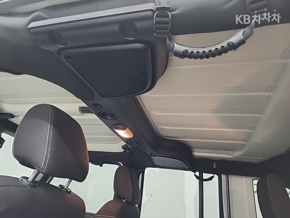지프 랭글러3.6 루비콘 4도어 JK - 13