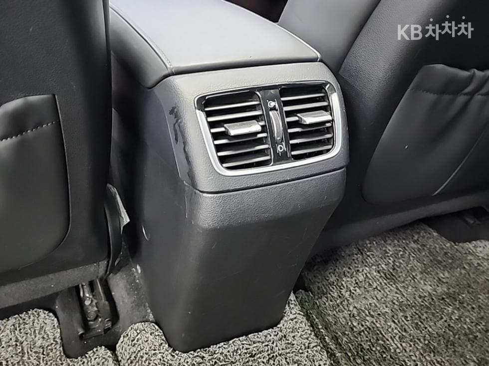 Hyundai Grandeur (Azera)IG2.4 Exclusive Special (special feature/edition) - 14