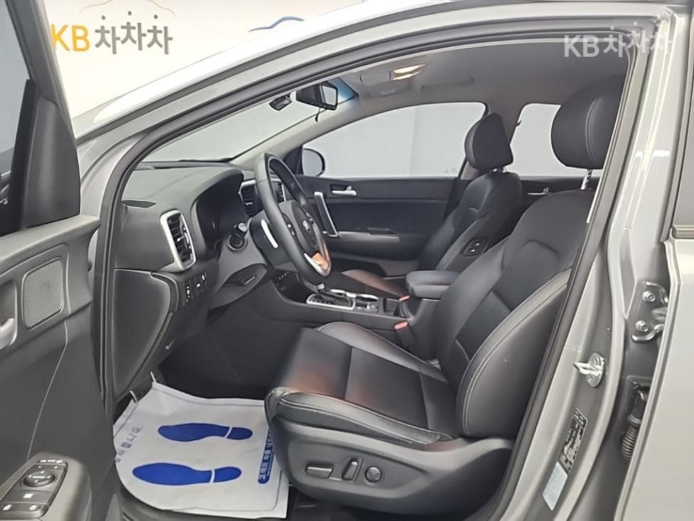 Kia Sportage 더 볼드Smart스트림 D 1.6 Diesel 2WD Prestige Gravity - 11