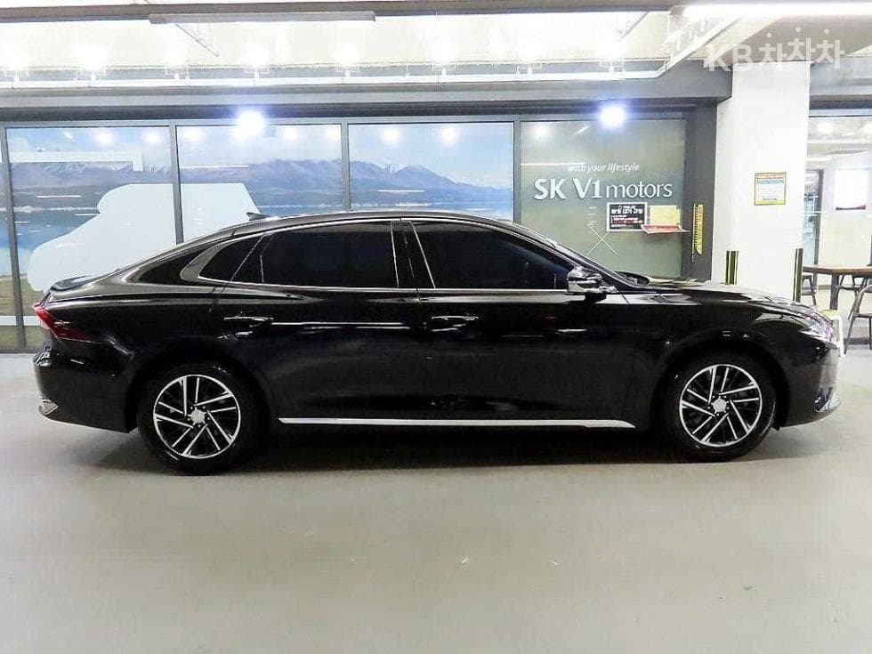 Hyundai The New (facelift) Grandeur (Azera)2.5 Premium - 3