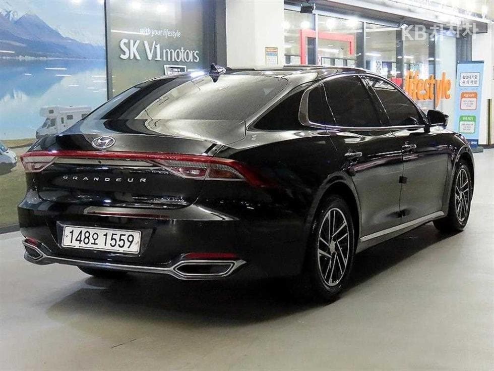 Hyundai The New (facelift) Grandeur (Azera)2.5 Premium - 4