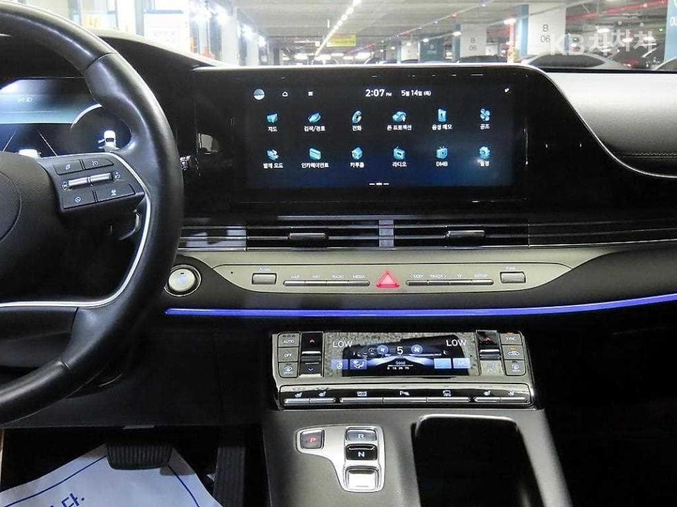 Hyundai The New (facelift) Grandeur (Azera)2.5 Premium - 11