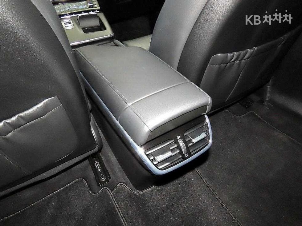 Hyundai The New (facelift) Grandeur (Azera)2.5 Premium - 15