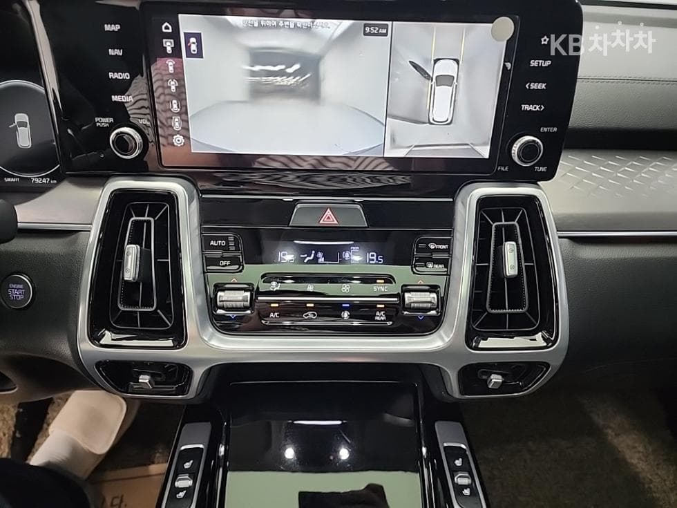 Киа The New (фейслифт) Sorento MQ42.5 T-GDI 2WD Signature - 10