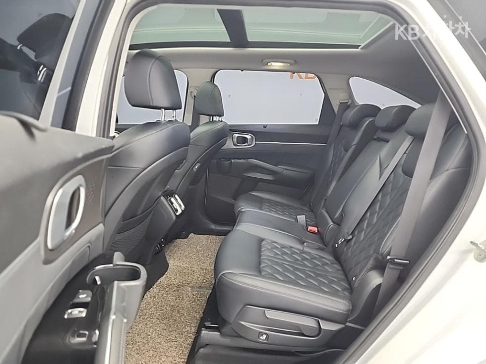 Киа The New (фейслифт) Sorento MQ42.5 T-GDI 2WD Signature - 12