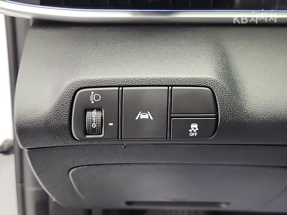 Hyundai All New Avante (Elantra)(CN7)1.6 Gasoline Modern - 17