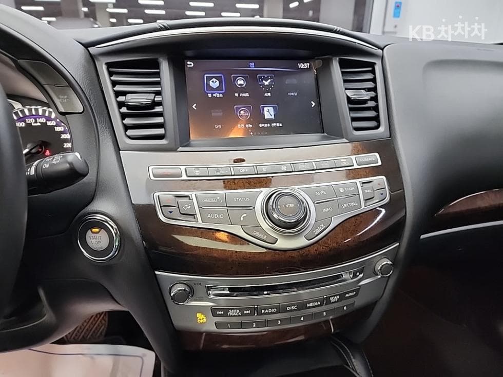 Местен피니티 QX603.5 AWD - 10