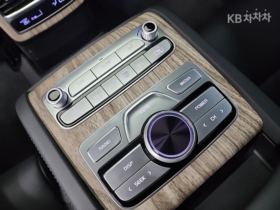 Киа The New (фейслифт) K9(Второ поколение)3.8 GDI AWD 베스트셀렉션Ⅰ - 15