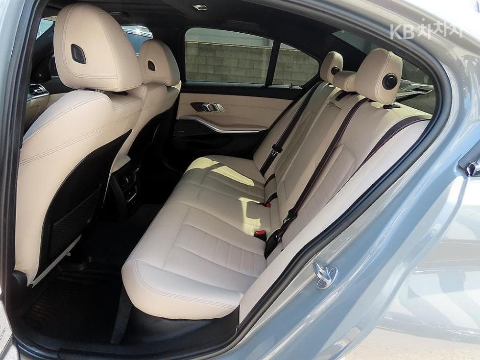 BMW 3 Series (G20)M340i Pro - 6