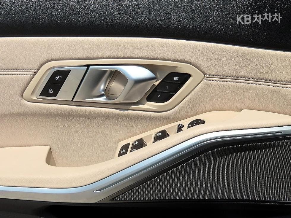 BMW 3 Series (G20)M340i Pro - 12
