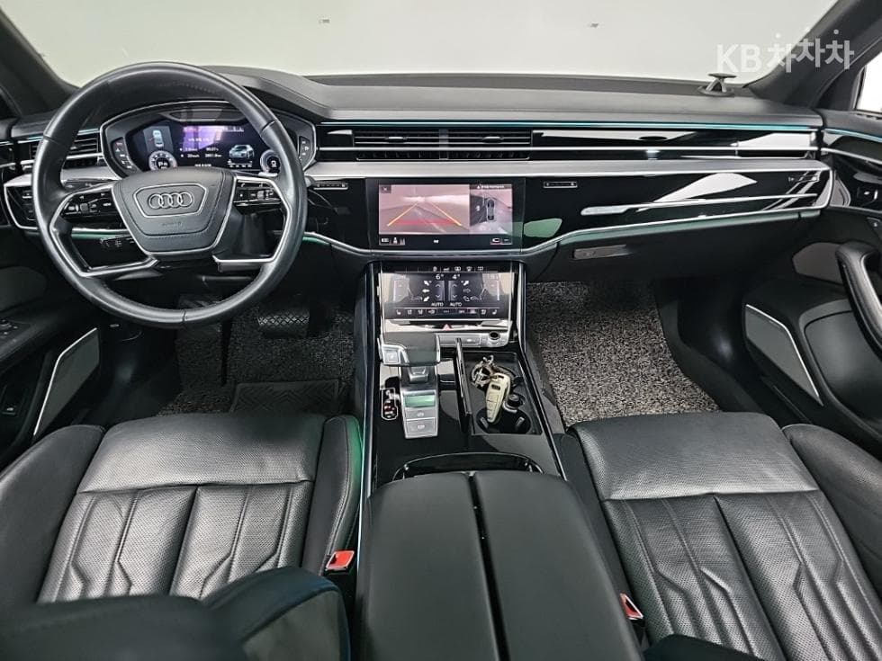 Audi A8 (D5)55 TFSI Quattro LWB - 7