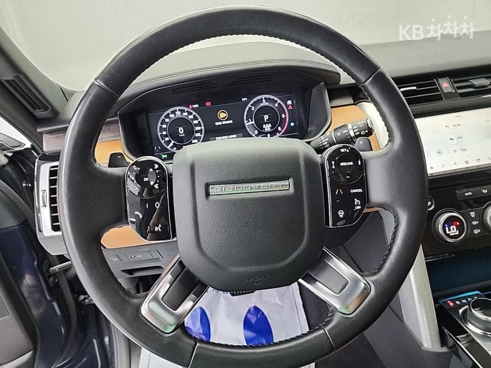 Land Rover 디스커버리53.0 SD6 HSE Luxury - 9