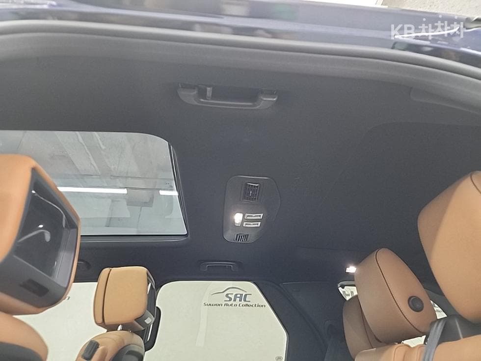 Land Rover 디스커버리53.0 SD6 HSE Luxury - 15