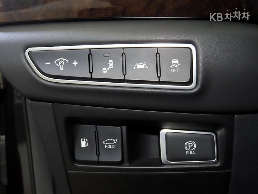 Genesis G903.8 GDi Luxury - 17