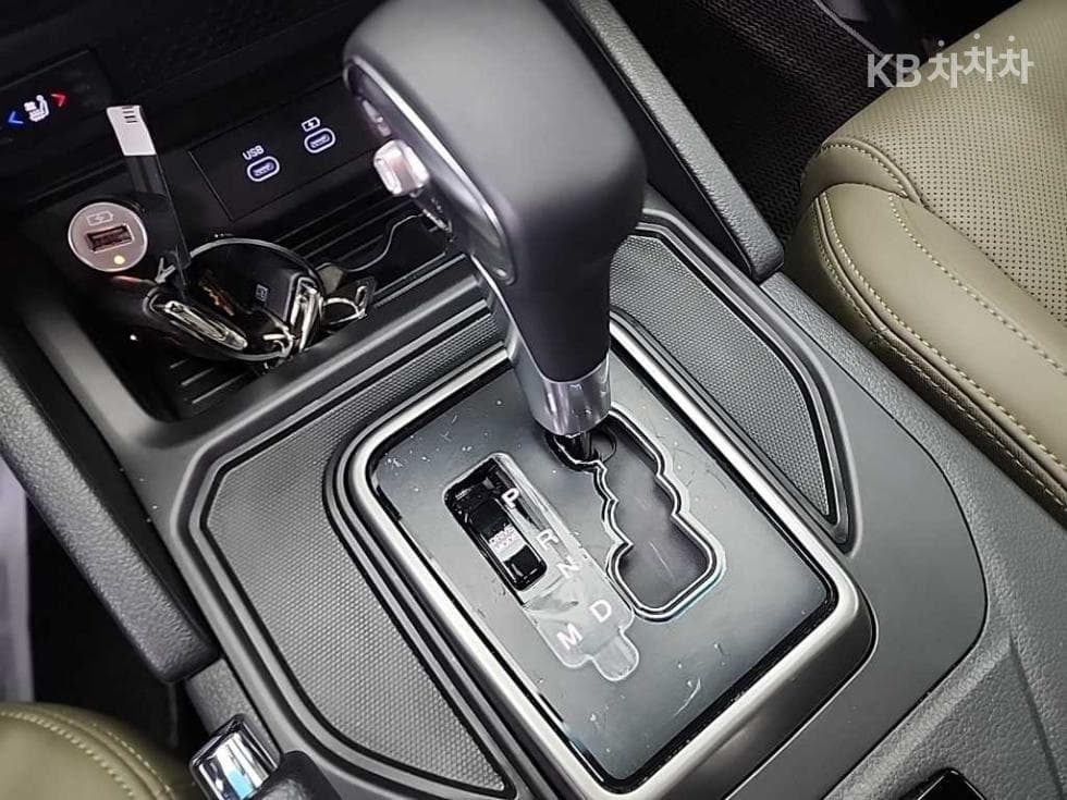 KG Mobility 무쏘 칸(Q250)4WD Prestige - 8