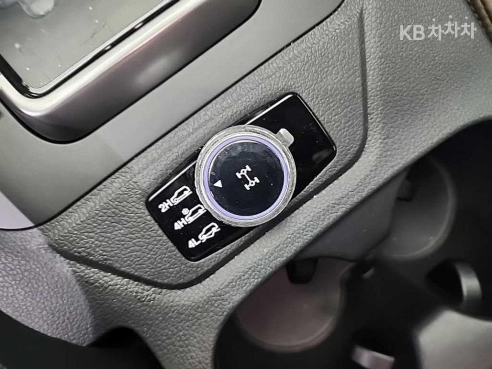 KG Mobility 무쏘 칸(Q250)4WD Prestige - 18