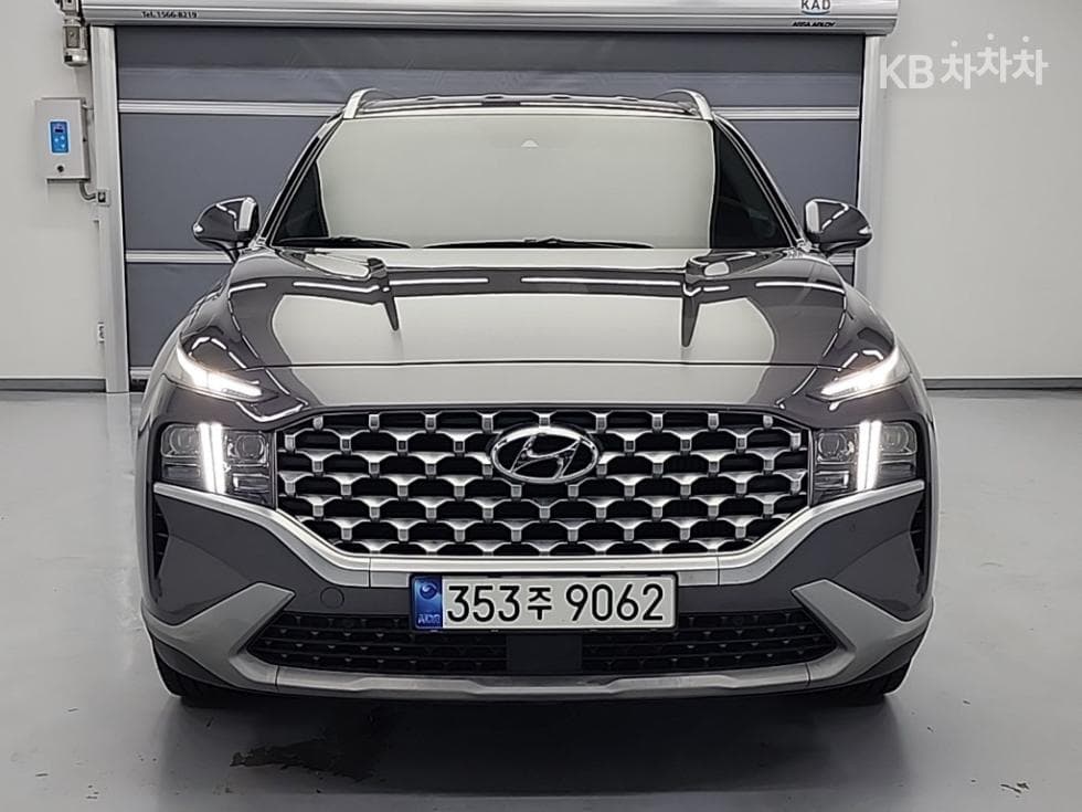Hyundai The New (facelift) Santa Fe TM Hybrid1.6 HEV 4WD Prestige - 2