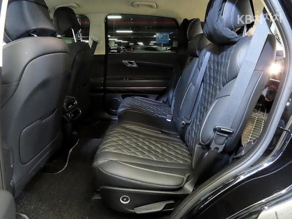 Genesis GV803.0 Diesel AWD - 7