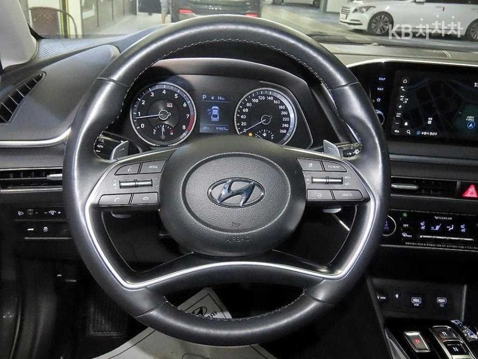 Hyundai Sonata (DN8)2.0 Premium 패밀리 - 8