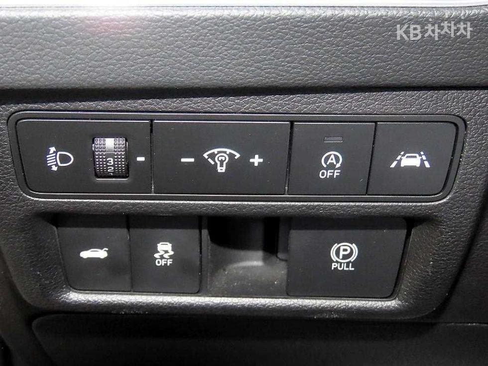 Hyundai Sonata (DN8)2.0 Premium 패밀리 - 14