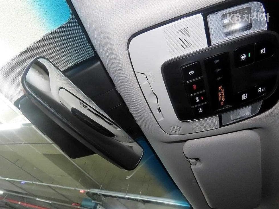 Hyundai Sonata (DN8)2.0 Premium 패밀리 - 17
