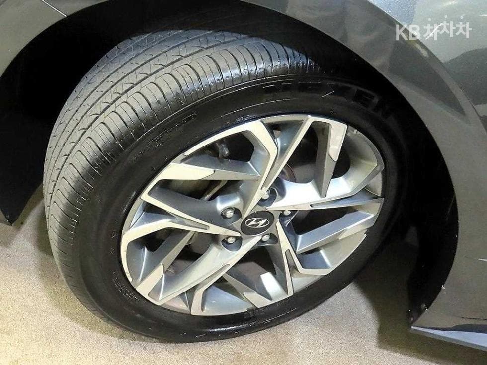 Hyundai Sonata (DN8)2.0 Premium 패밀리 - 20