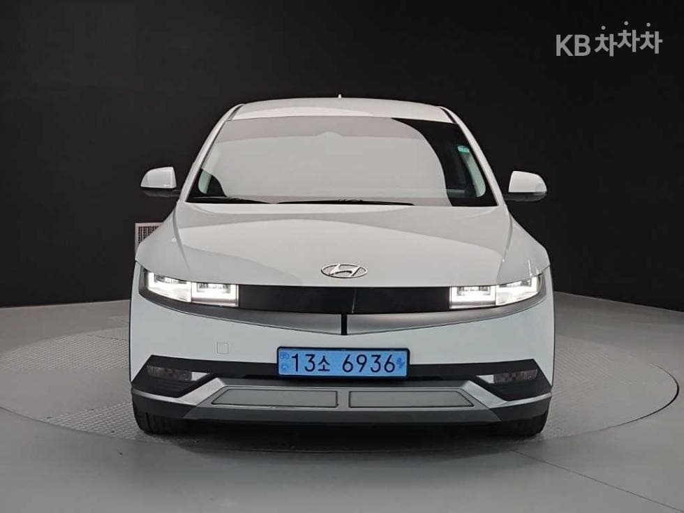 Hyundai IONIQ 5영업용 2WD Long Range - 2
