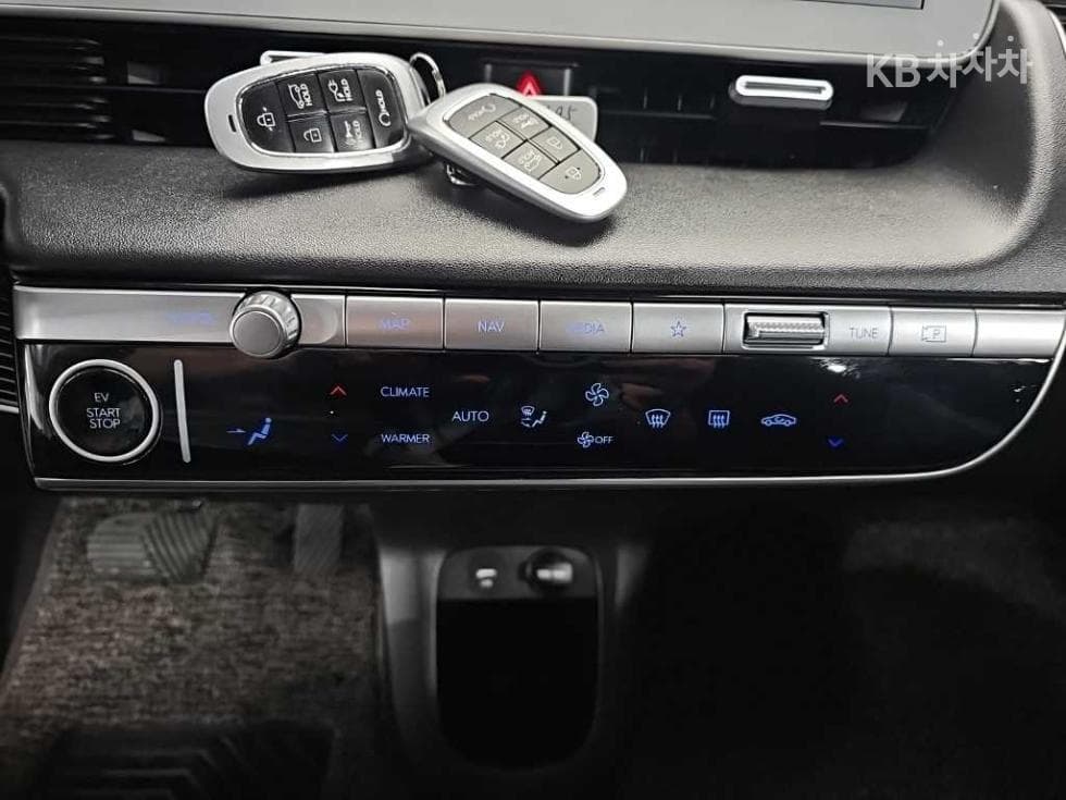 Hyundai IONIQ 5영업용 2WD Long Range - 10
