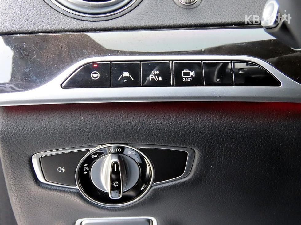 Mercedes-Benz New S-ClassNew S63 AMG 4MATIC Standard - 11