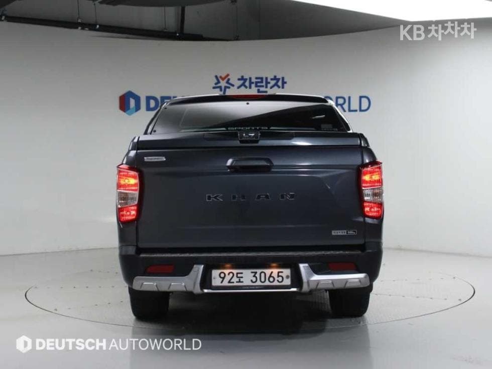 КейДжи Мобилити Rexton Sports Khan2.2 Дизел Динамик5링크 4x4 Престиж Специал (специален признак/издание) - 4