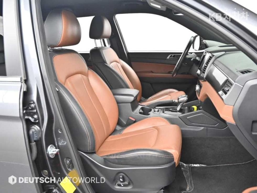 КейДжи Мобилити Rexton Sports Khan2.2 Дизел Динамик5링크 4x4 Престиж Специал (специален признак/издание) - 10