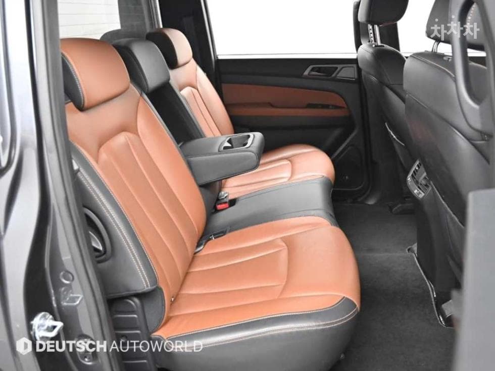 КейДжи Мобилити Rexton Sports Khan2.2 Дизел Динамик5링크 4x4 Престиж Специал (специален признак/издание) - 12