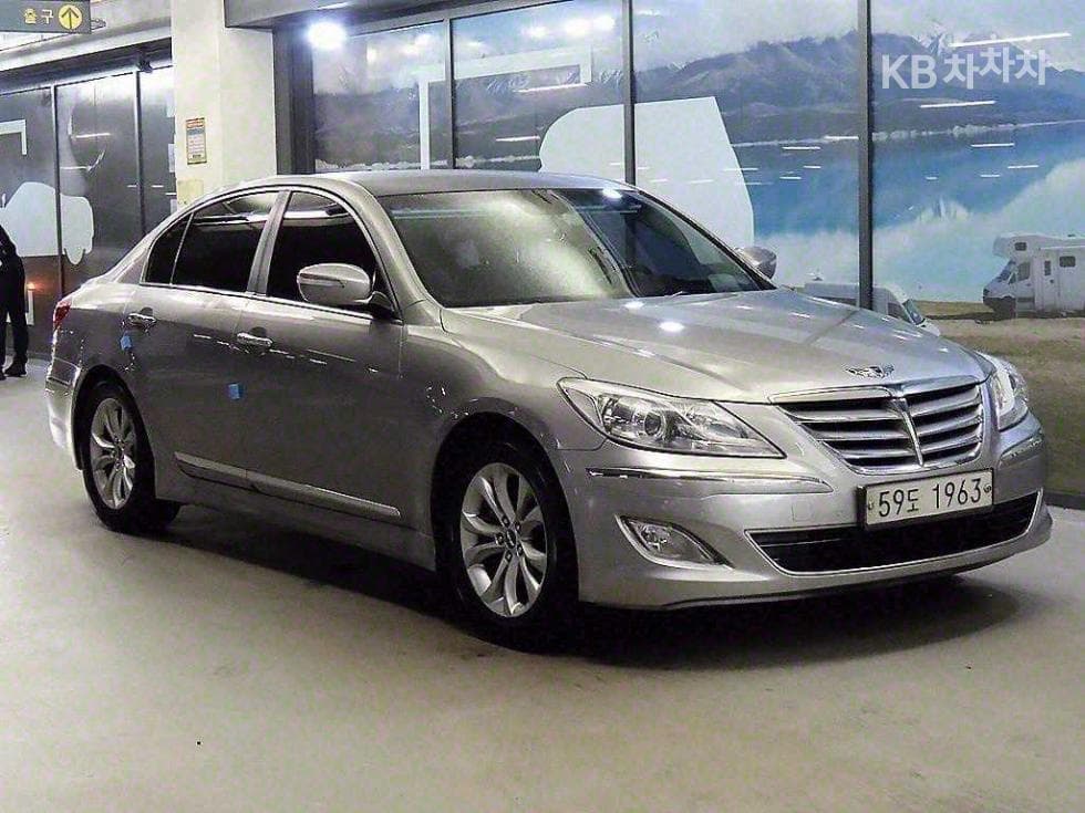 Hyundai Genesis BH330 MODERN Special (special feature/edition) - Image 1