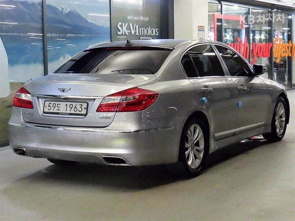 Hyundai GenesisBH330 MODERN Special (special feature/edition) - 4